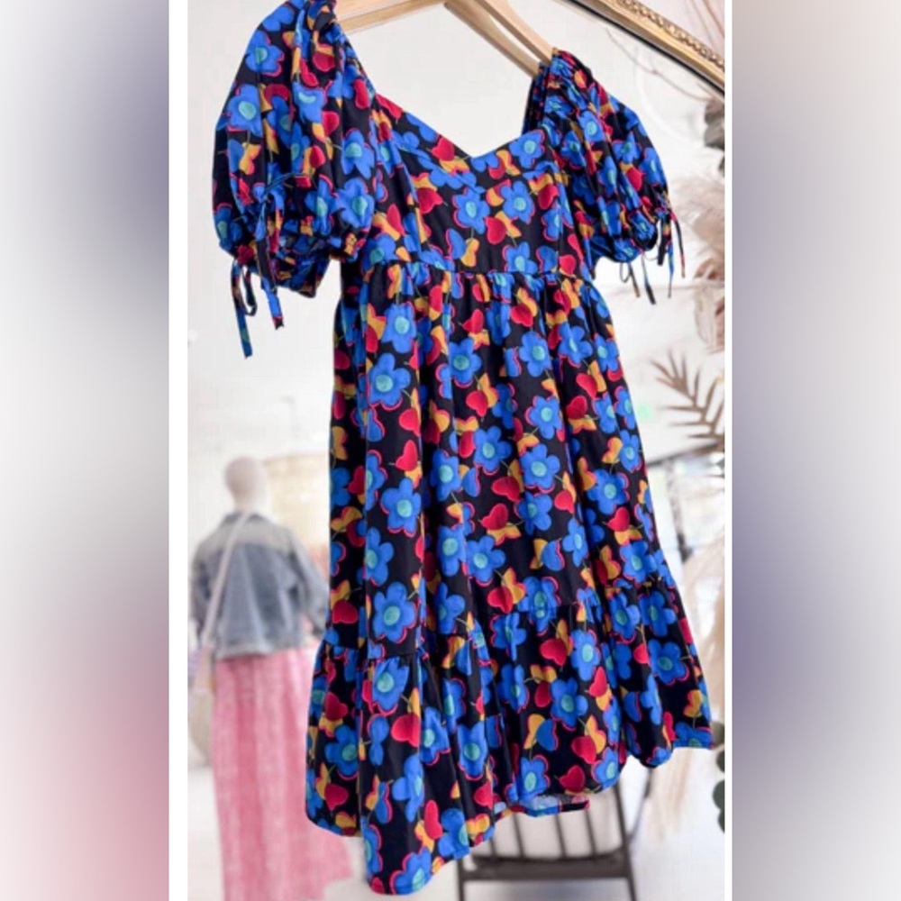 Large mini floral dress
